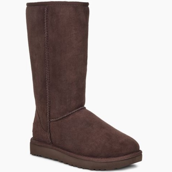 UGG Shoes - Women’s UGG CLASSIC TALL II BOOT-Size 9